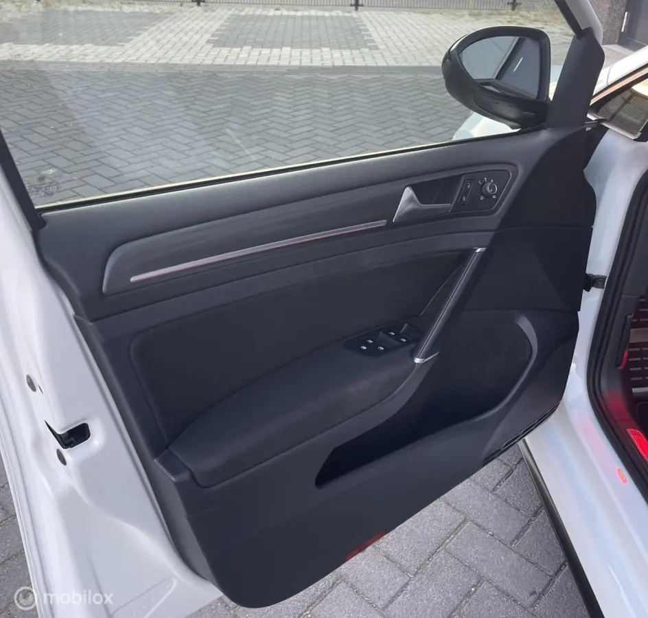 2.0 TSI GTI DSG Performance 245PK