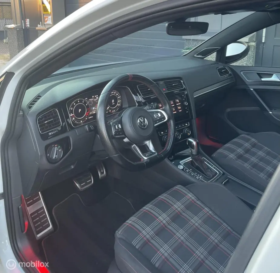 2.0 TSI GTI DSG Performance 245PK
