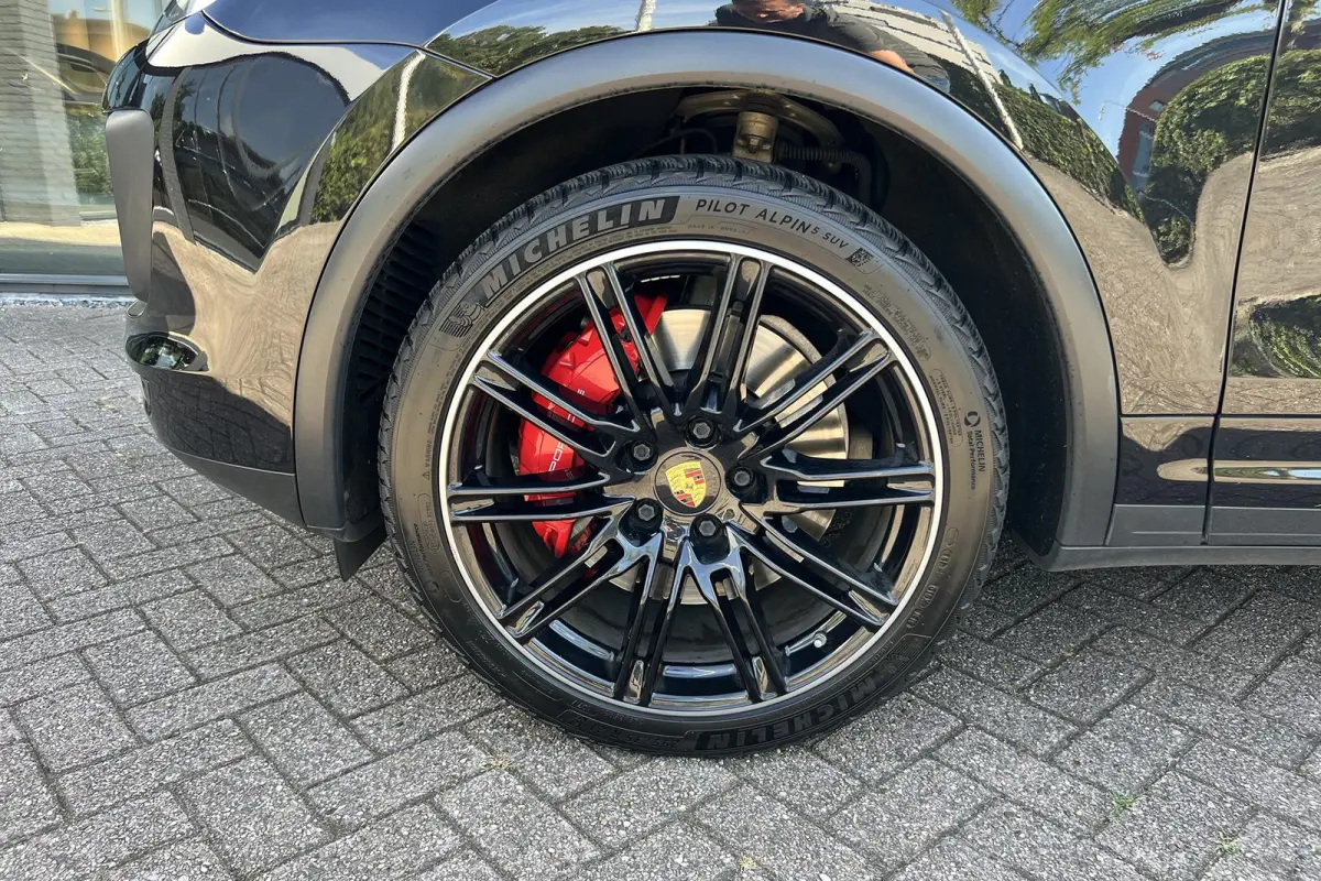 4.8 Turbo