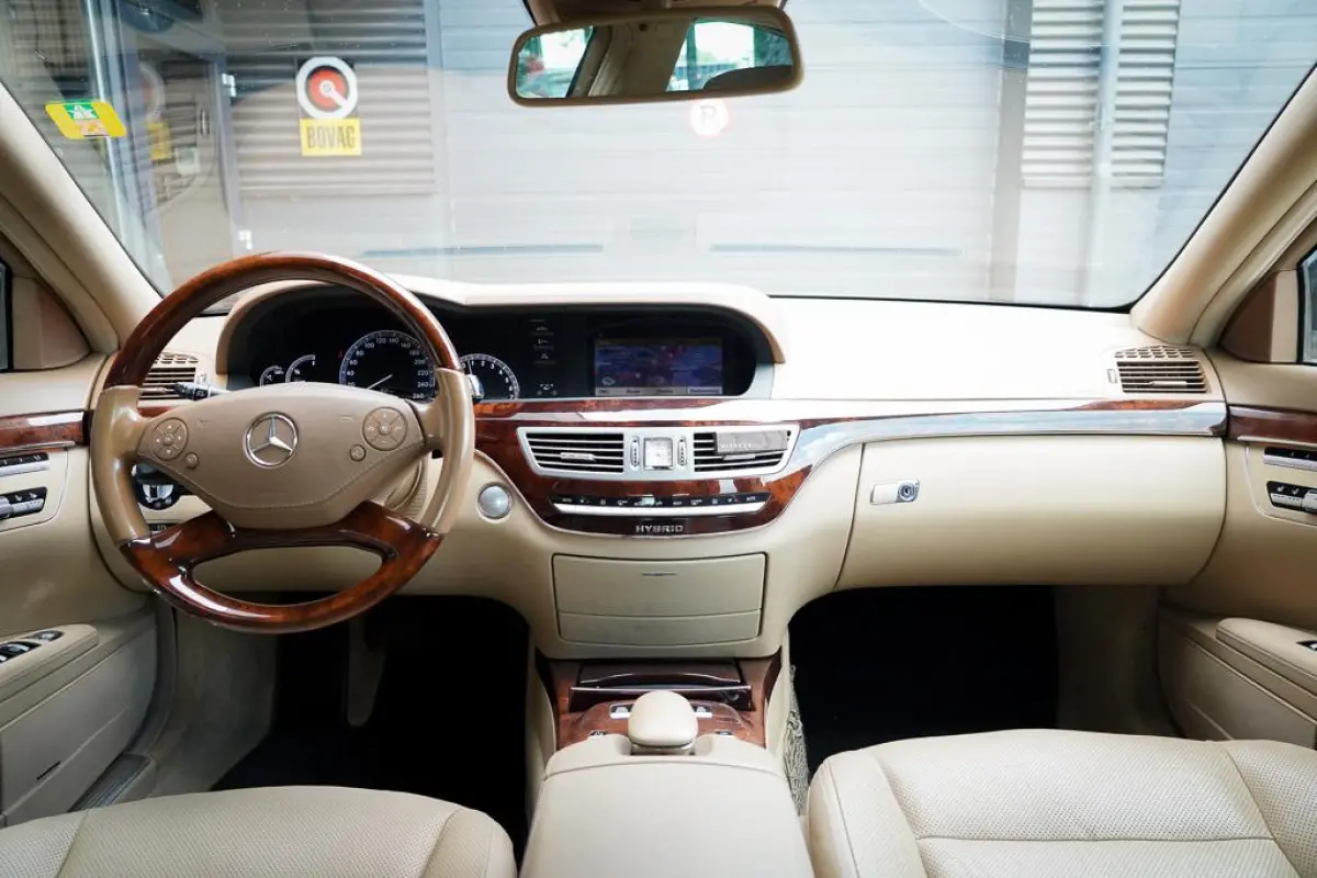 400 HYBRID Prestige Plus / Distronic / NL Auto / Keurig onderhouden