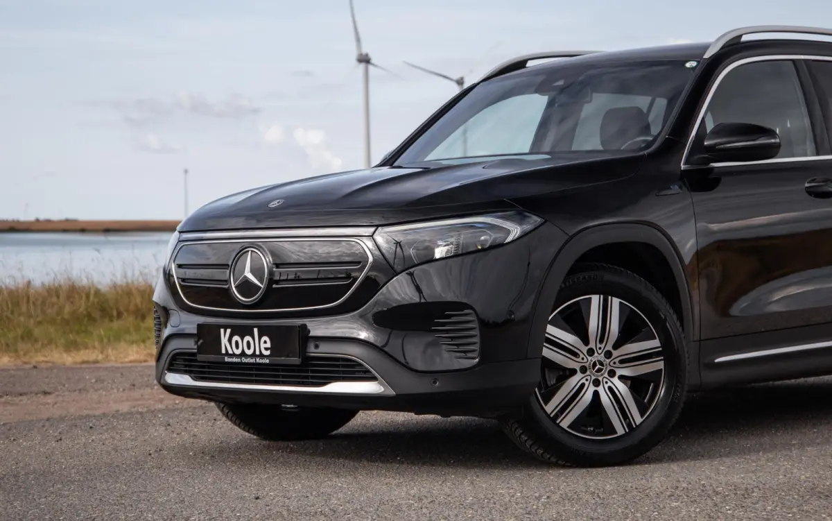 300 4MATIC AMG Line 67 kWh CARPLAY / CAMERA / SFEERVERLICHTING / LEER / STOELVERWARMING