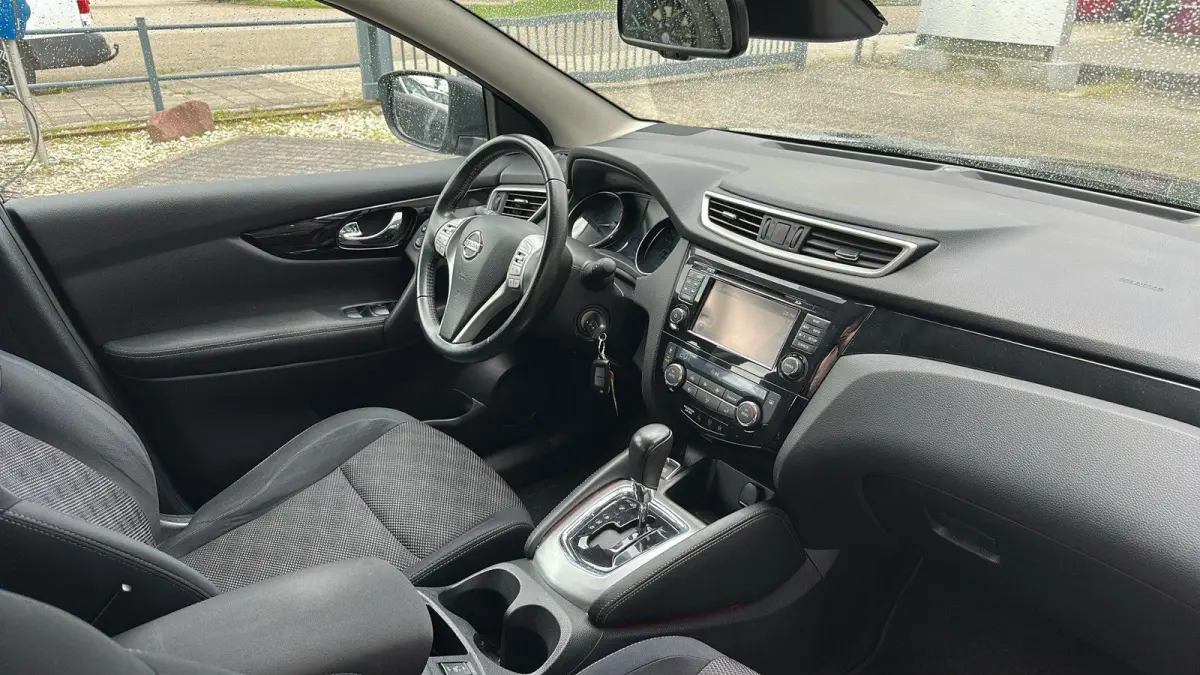 1.2 N-Connecta / Automaat / Navi / Camera