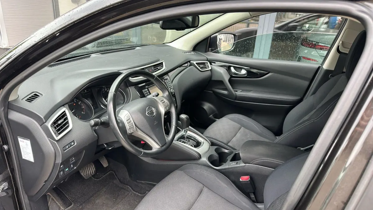 1.2 N-Connecta / Automaat / Navi / Camera