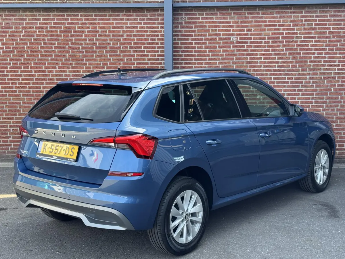 1.0 TSI Sport Business | Trekhaak wegklapbare | Navi/Carplay/Andriod | Achteruitrijcamera | Parkeersensoren | NL-auto |