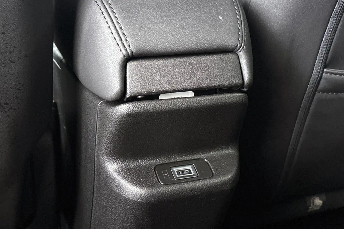 1.2 e-Hybrid Summit Keyless Navigatie Elektrische Achterklep