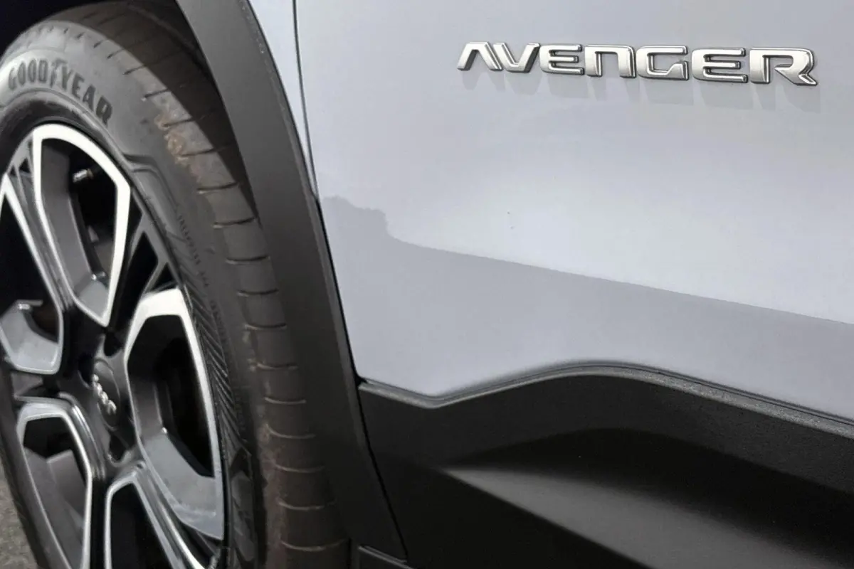 1.2 e-Hybrid Summit Keyless Navigatie Elektrische Achterklep