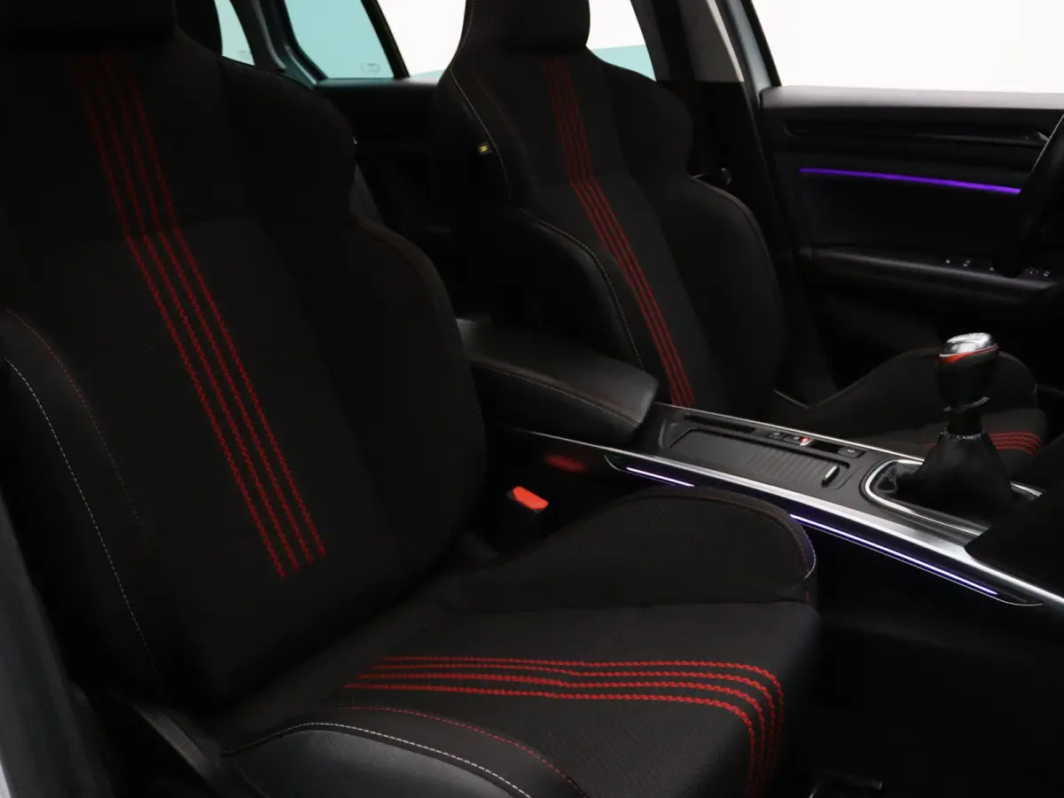 140pk TCe R.S. Line Apple Carplay/Android Auto | Trekhaak afneembaar.