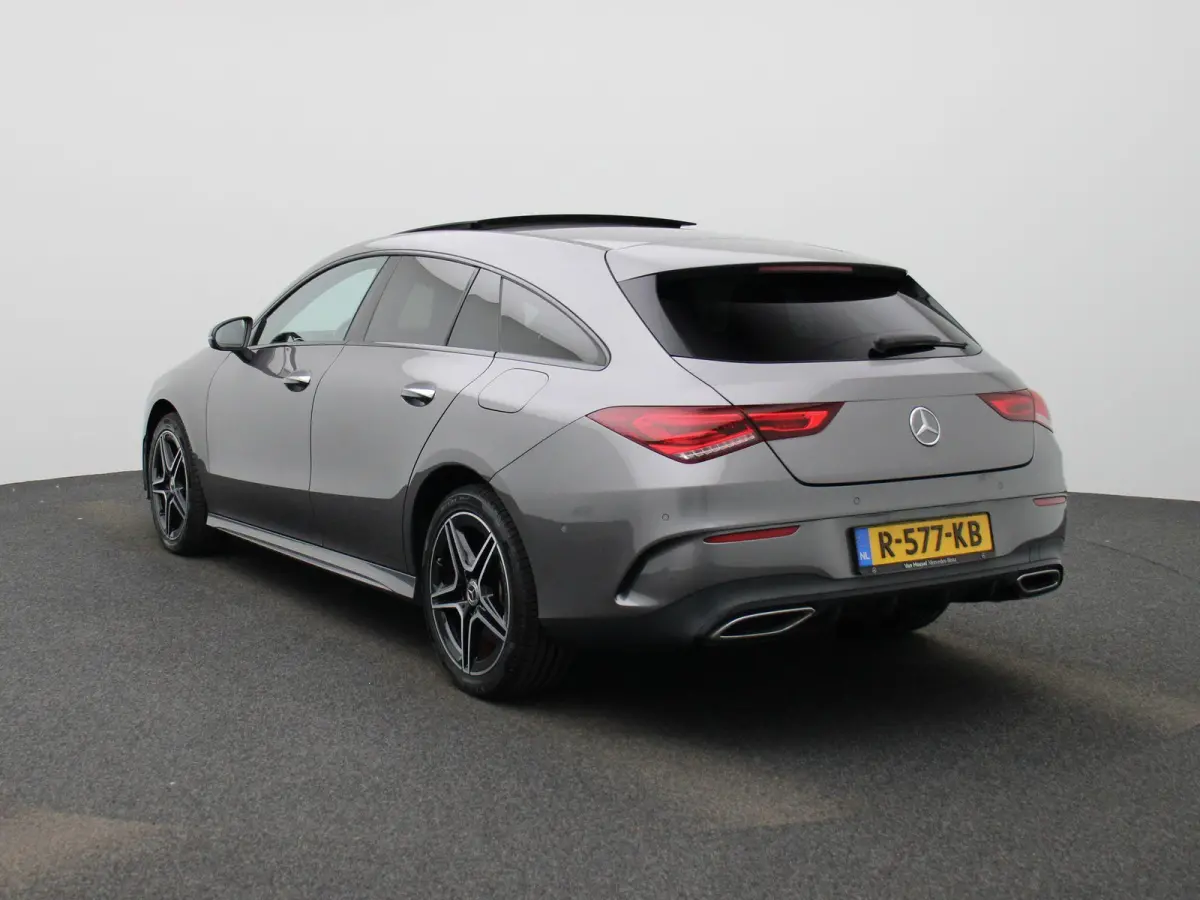 250 e Business Solution AMG Limited | Automaat | Apple Carplay / Android Auto | Panoramadak | Stoelverwarming | Sfeerverlichting | Achteruitrijcamera | Parkeersensoren |