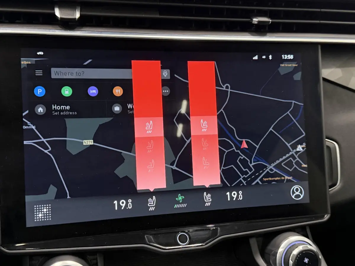 1.5 Panoramadak Navigatie Apple CarPlay Android Auto Camera Parkeerhulp Adaptive Cruise Control Dodehoekdetectie Stoelverwarming Climate Control Lichtmetalen velgen