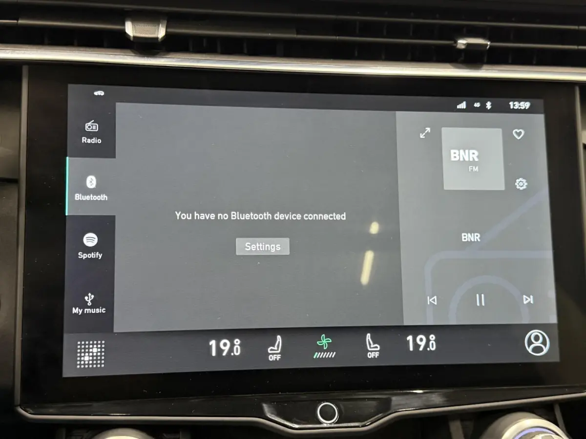 1.5 Panoramadak Navigatie Apple CarPlay Android Auto Camera Parkeerhulp Adaptive Cruise Control Dodehoekdetectie Stoelverwarming Climate Control Lichtmetalen velgen