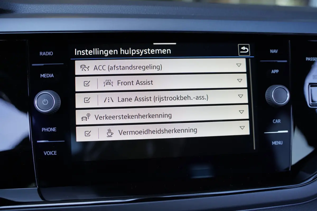 1.0 TSI 2x R-Line 110PK DSG Facelift Ascot IQ Matrix Led Navi Virtual ACC