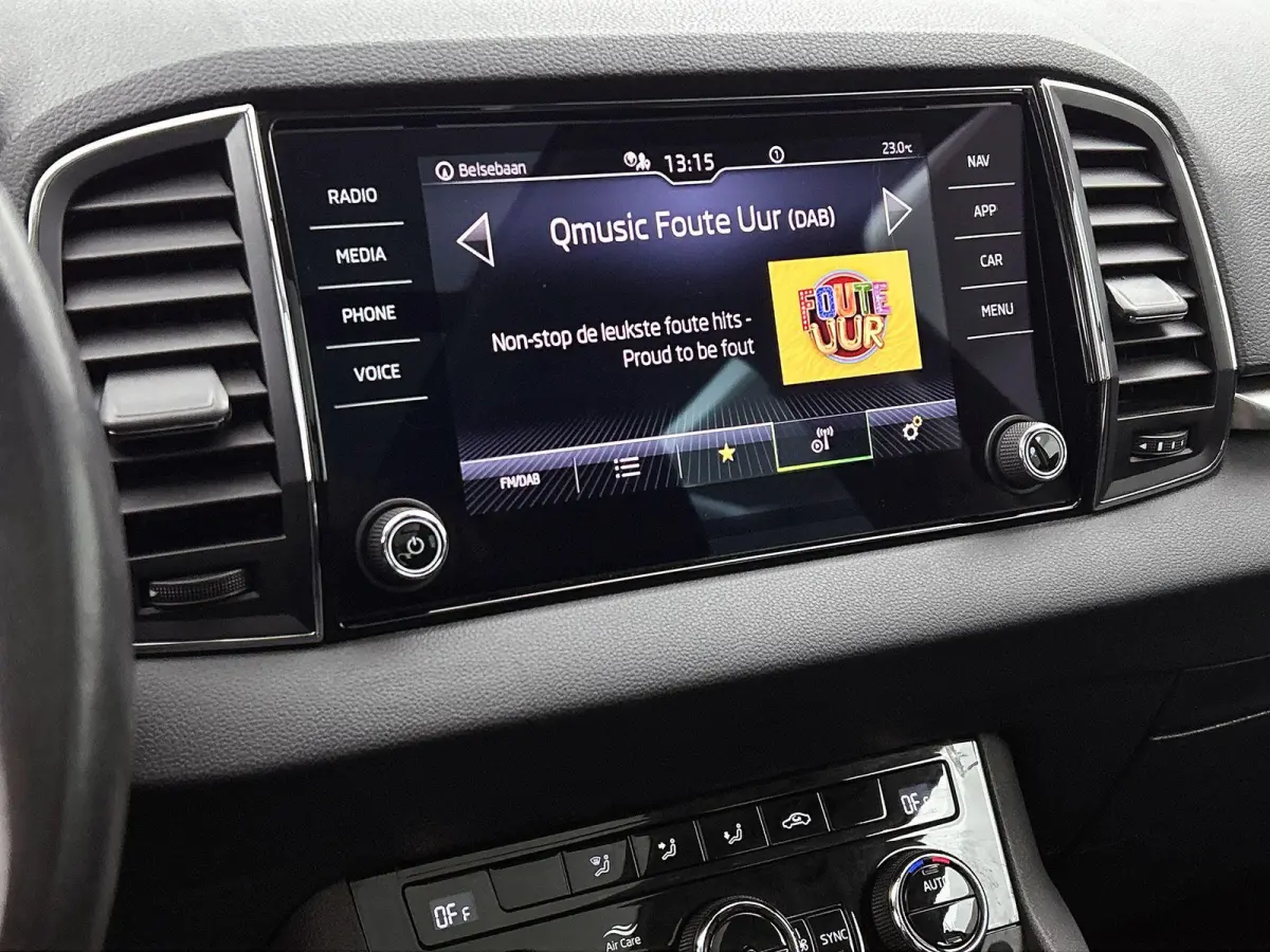 1.5 TSI ACT Business Edition | Automaat | Apple Carplay / Android Auto | Panoramadak | Parkeersensoren | Trekhaak |