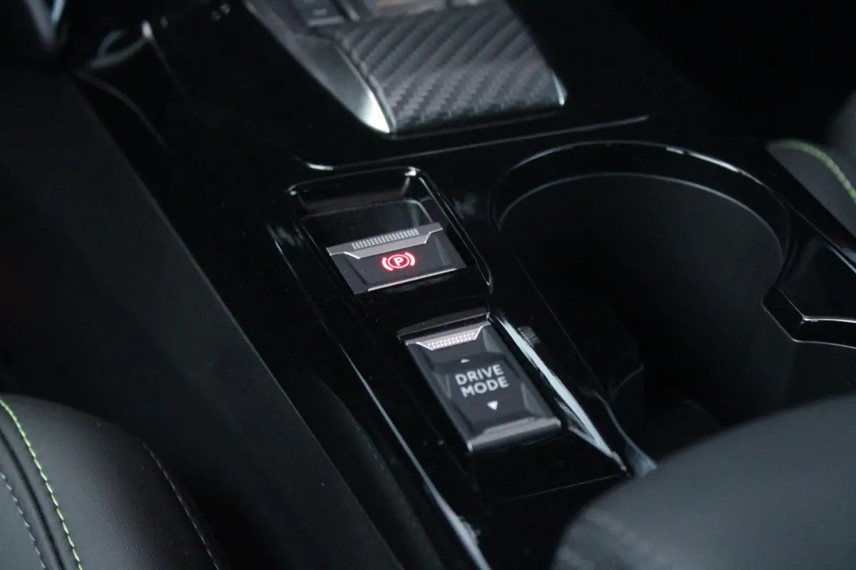 1.2 Hybrid 145PK AUTOMAAT GT PACK | ELEKTRISCH BEDIENBARE BESTUURDERSSTOEL | NAVIGATIE | FULL LED KOPLAMPEN | DRAADLOZE APPLE CARPLAY/ANDROID AUTO | ADAPTIVE CRUISE CONTROL | CAMERA VOOR + A