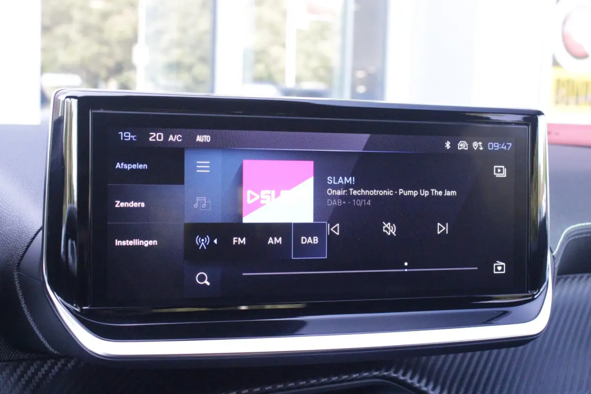 1.2 Hybrid 145PK AUTOMAAT GT PACK | ELEKTRISCH BEDIENBARE BESTUURDERSSTOEL | NAVIGATIE | FULL LED KOPLAMPEN | DRAADLOZE APPLE CARPLAY/ANDROID AUTO | ADAPTIVE CRUISE CONTROL | CAMERA VOOR + A
