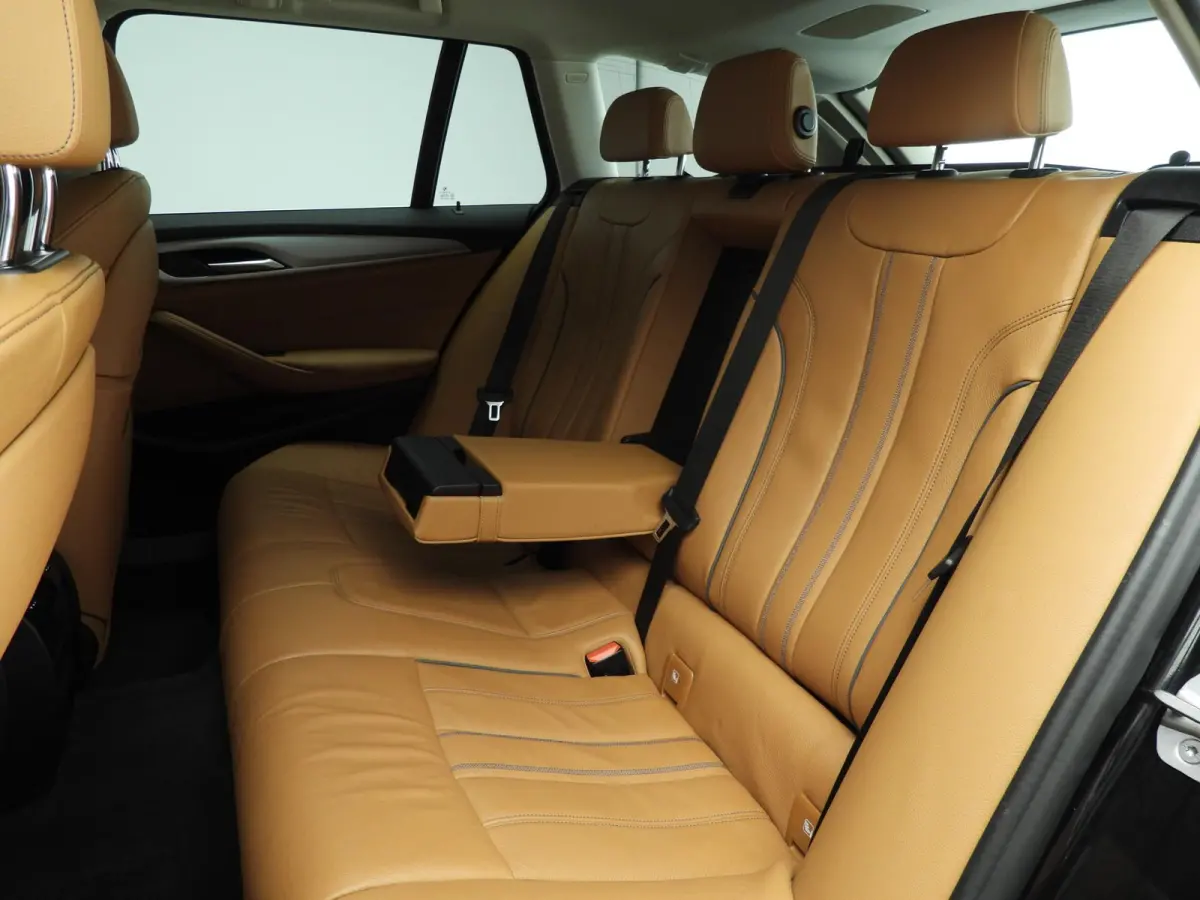 530e | Laserlicht | Leder | Navigatie | Comfortzetels | Clima | PDC | DAB | Alu 18 inch