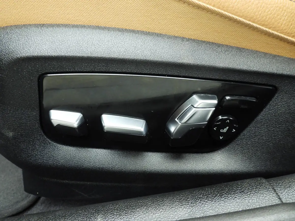 530e | Laserlicht | Leder | Navigatie | Comfortzetels | Clima | PDC | DAB | Alu 18 inch