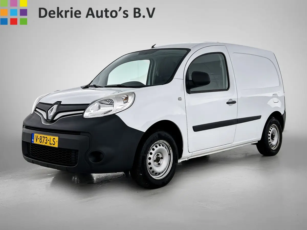 1.5 dCi Comfort Euro6 75PK / Trekhaak / Airco / Cruise-ctr. / Pdc. / Schuifdeur Re./ Pack R-Link / Apk 09-2027