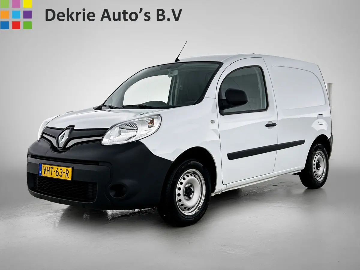 1.5 DCi Euro6 81PK Comfort / Schuifdeur+Raam / Trekhaak / Airco / Pdc./ Navigatie / Radio multimedia / Apk 01-2027