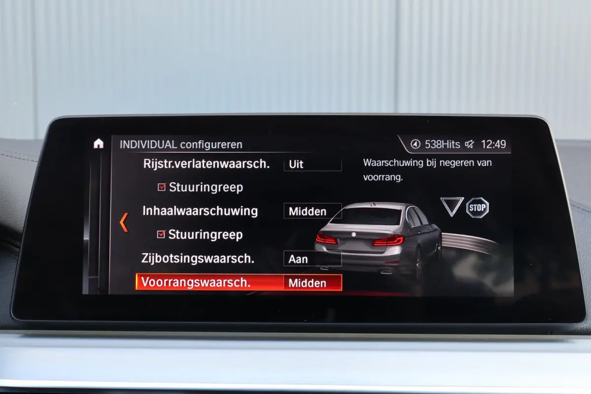 530e Sport Line | Bowers & Wilkins | massage | head-up | softclose | schuifkanteldak | stoelkoeling | adap. cruise