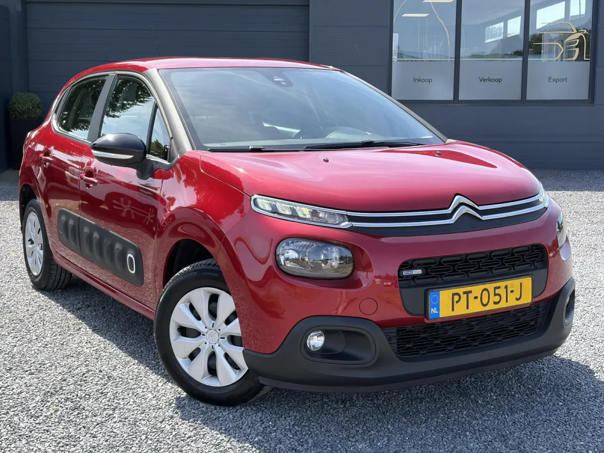 1.2 PureTech Feel 105g D-riem vv in 09-2023 l 2e Eigenaar l Navi l Carplay l Clima l Cruise l Dealer Onderhouden l Rijstrooksensor l N.A.P l Apk tot 08-2027