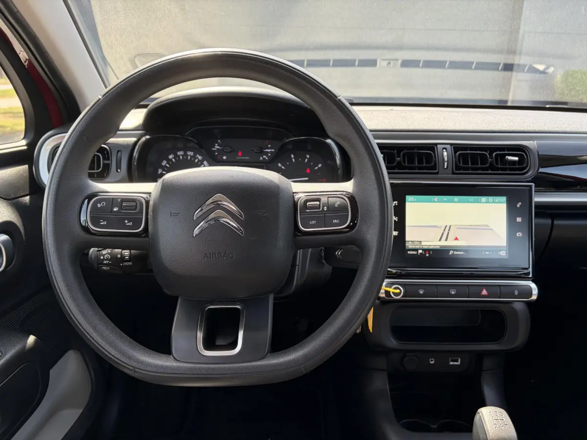 1.2 PureTech Feel 105g D-riem vv in 09-2023 l 2e Eigenaar l Navi l Carplay l Clima l Cruise l Dealer Onderhouden l Rijstrooksensor l N.A.P l Apk tot 08-2027