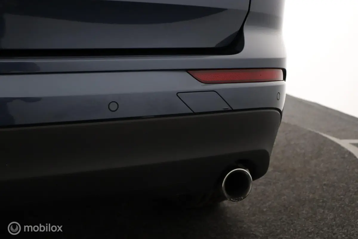 2.0 T6 AWD Momentum | Keyless | BLISS | Verwarmbare stoelen & Stuurwiel | Harman Kardon | Camera
