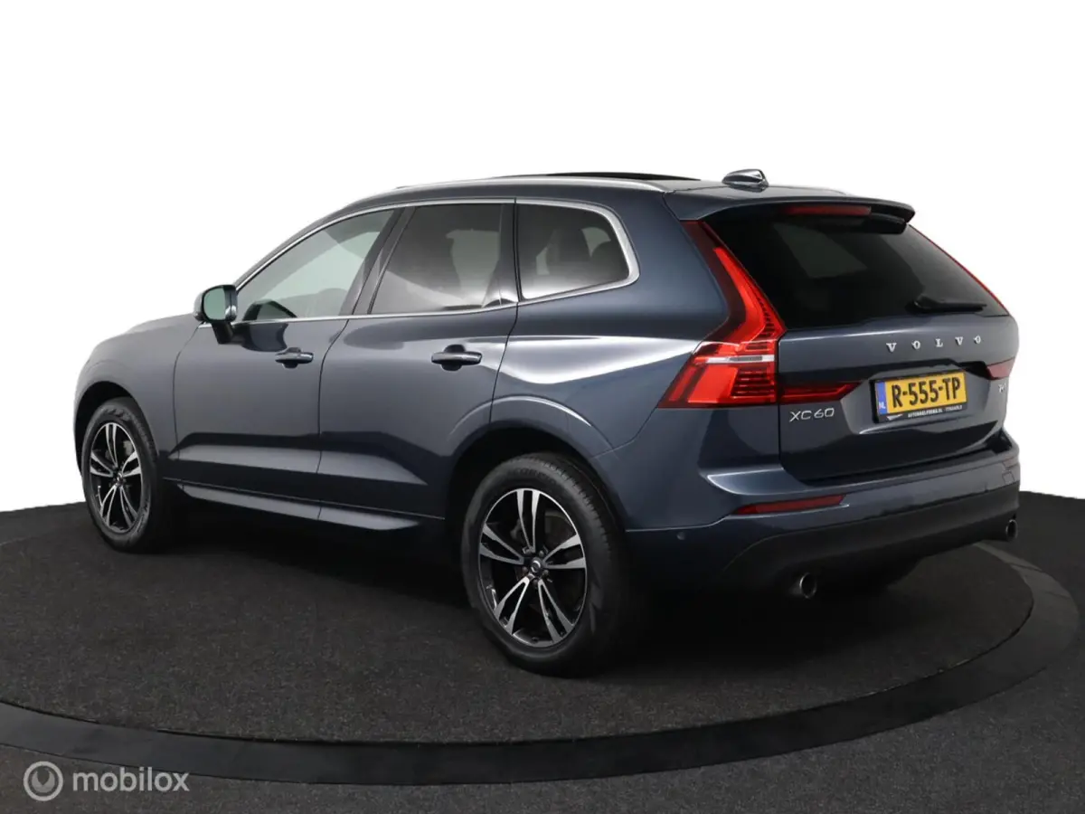 2.0 T6 AWD Momentum | Keyless | BLISS | Verwarmbare stoelen & Stuurwiel | Harman Kardon | Camera