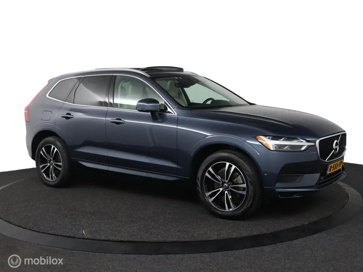 2.0 T6 AWD Momentum | Keyless | BLISS | Verwarmbare stoelen & Stuurwiel | Harman Kardon | Camera