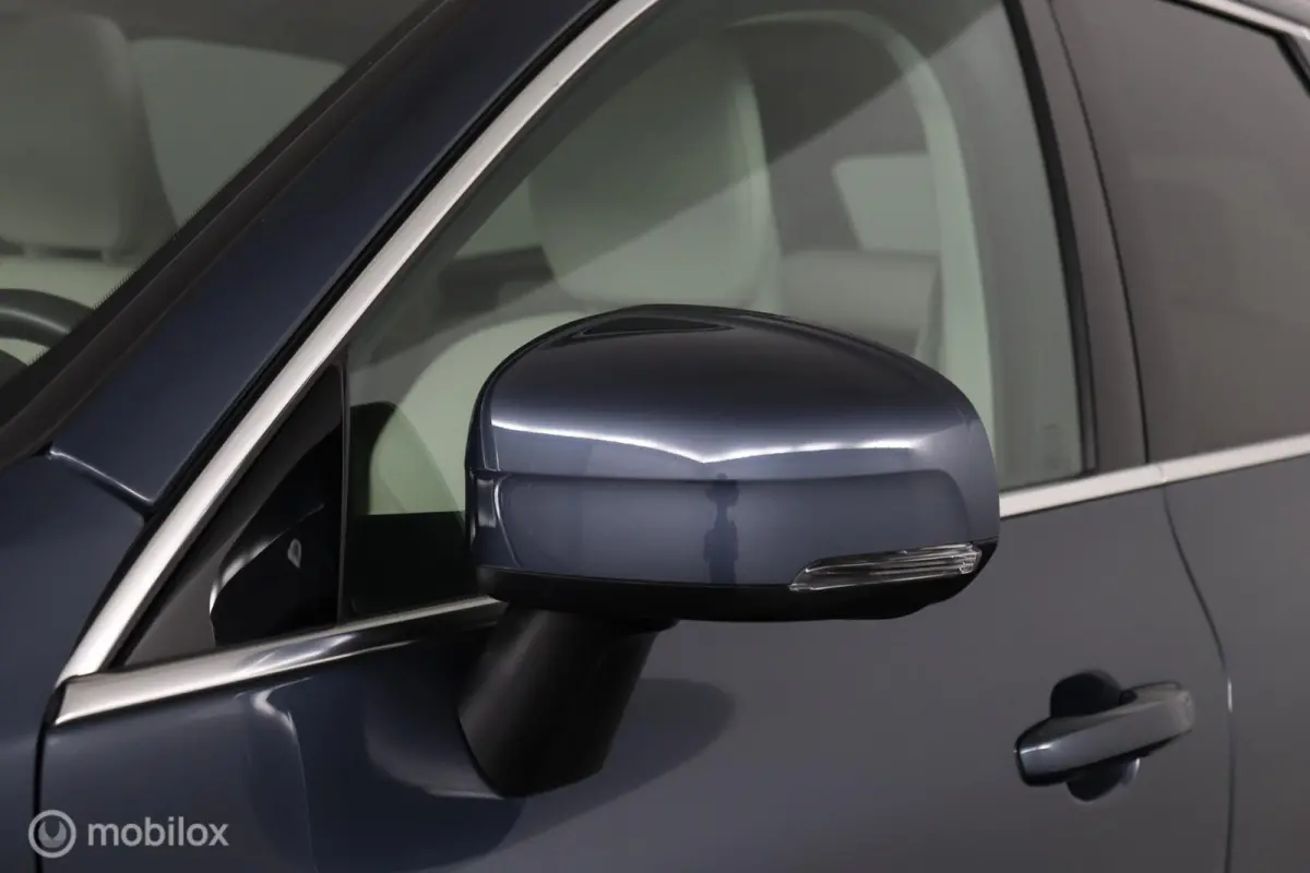 2.0 T6 AWD Momentum | Keyless | BLISS | Verwarmbare stoelen & Stuurwiel | Harman Kardon | Camera