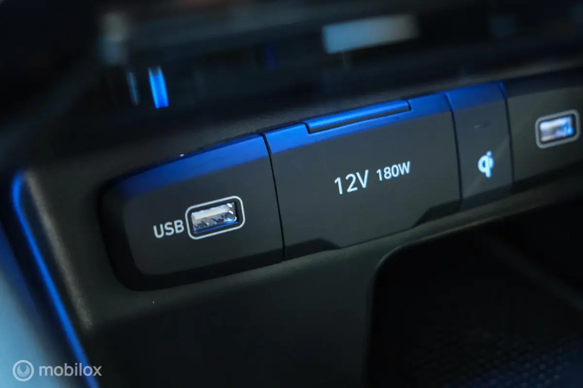 1.6 T-GDI MHEV Comfort Smart | Pano | Stoelverwarming | Trekhaak | 18 Inch | Carplay | LED | Camera | All seasons
