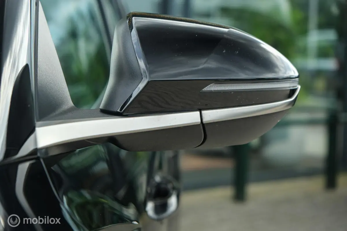 1.6 T-GDI MHEV Comfort Smart | Pano | Stoelverwarming | Trekhaak | 18 Inch | Carplay | LED | Camera | All seasons