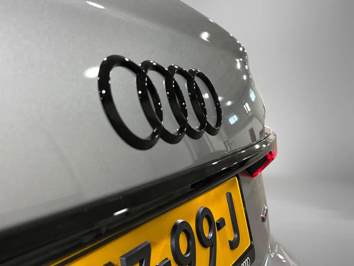 50 TFSI e quattro S edition 299 PK | S-line | Navigatie | Bang & Olufsen | Panoramadak | Assistentiepakket tour | Achteruitrijcamera | Stoelverwarming | Matrix-LED koplampen | Audi virtual c