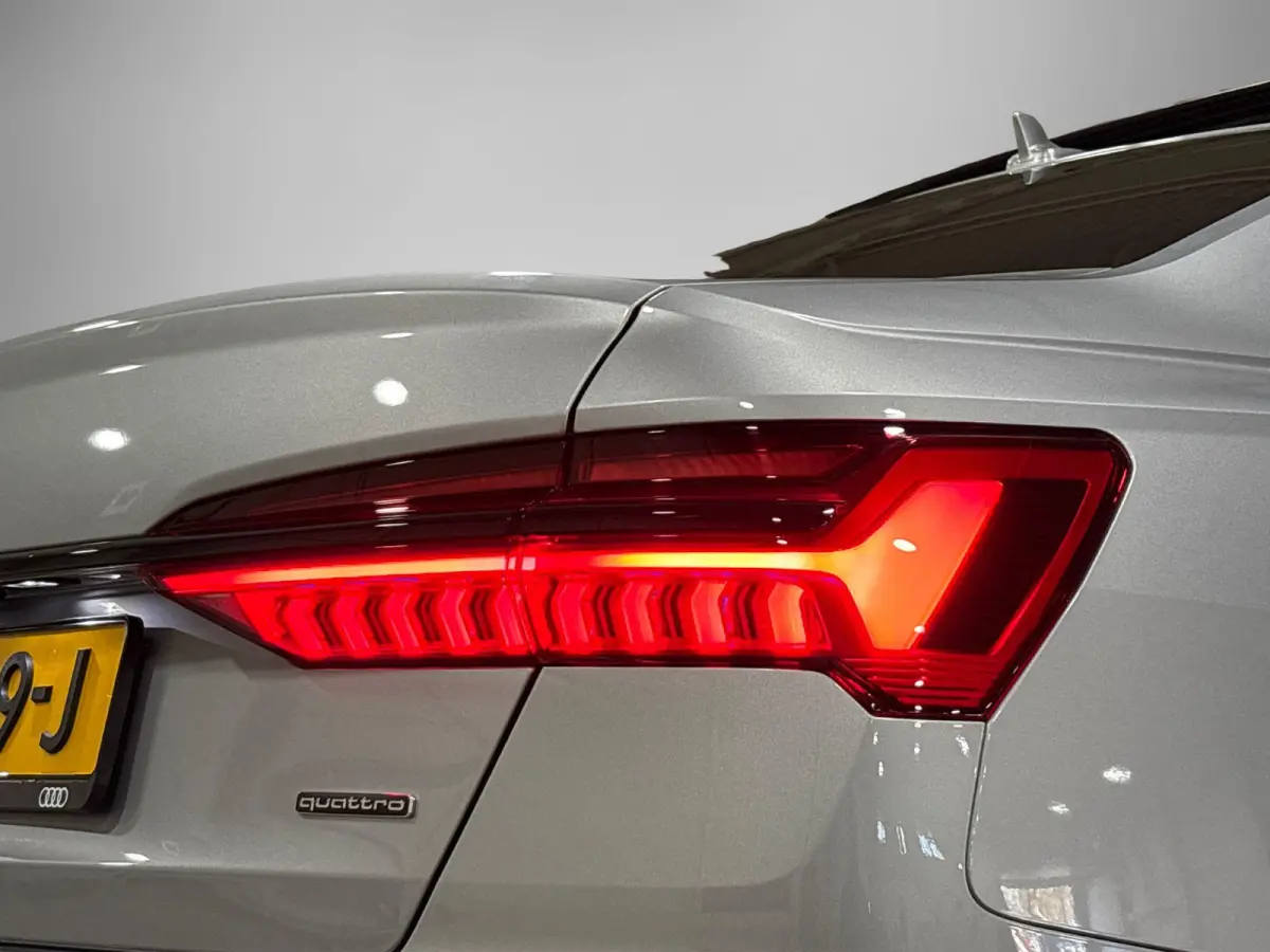 50 TFSI e quattro S edition 299 PK | S-line | Navigatie | Bang & Olufsen | Panoramadak | Assistentiepakket tour | Achteruitrijcamera | Stoelverwarming | Matrix-LED koplampen | Audi virtual c