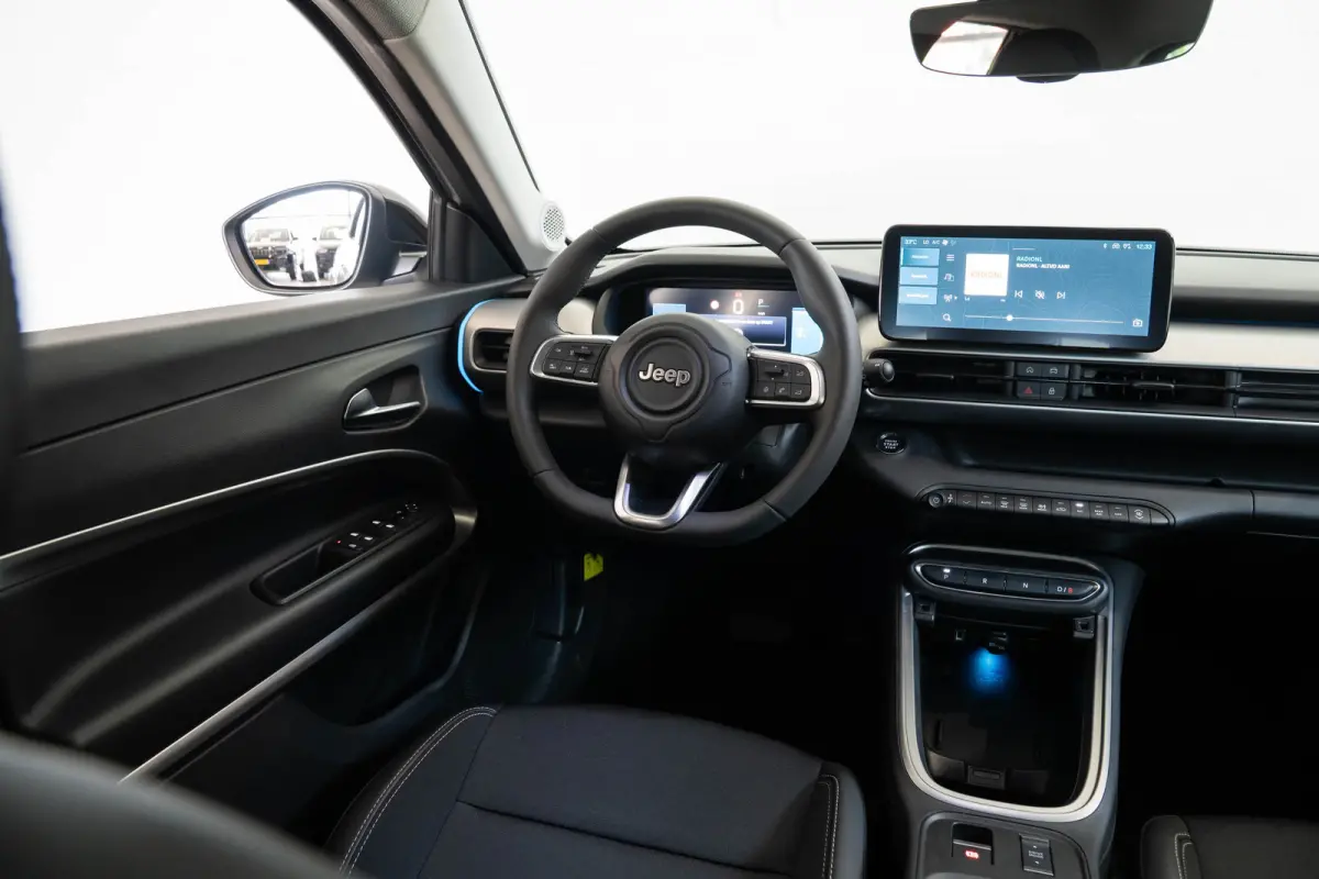 Summit 54 kWh | SOH 97% | Camera | Apple Carplay & Android Auto | Climate Controle | Keyless | Parkeersensoren |