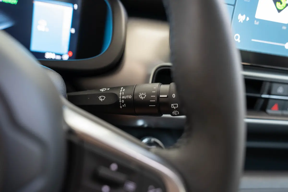 Summit 54 kWh | SOH 97% | Camera | Apple Carplay & Android Auto | Climate Controle | Keyless | Parkeersensoren |