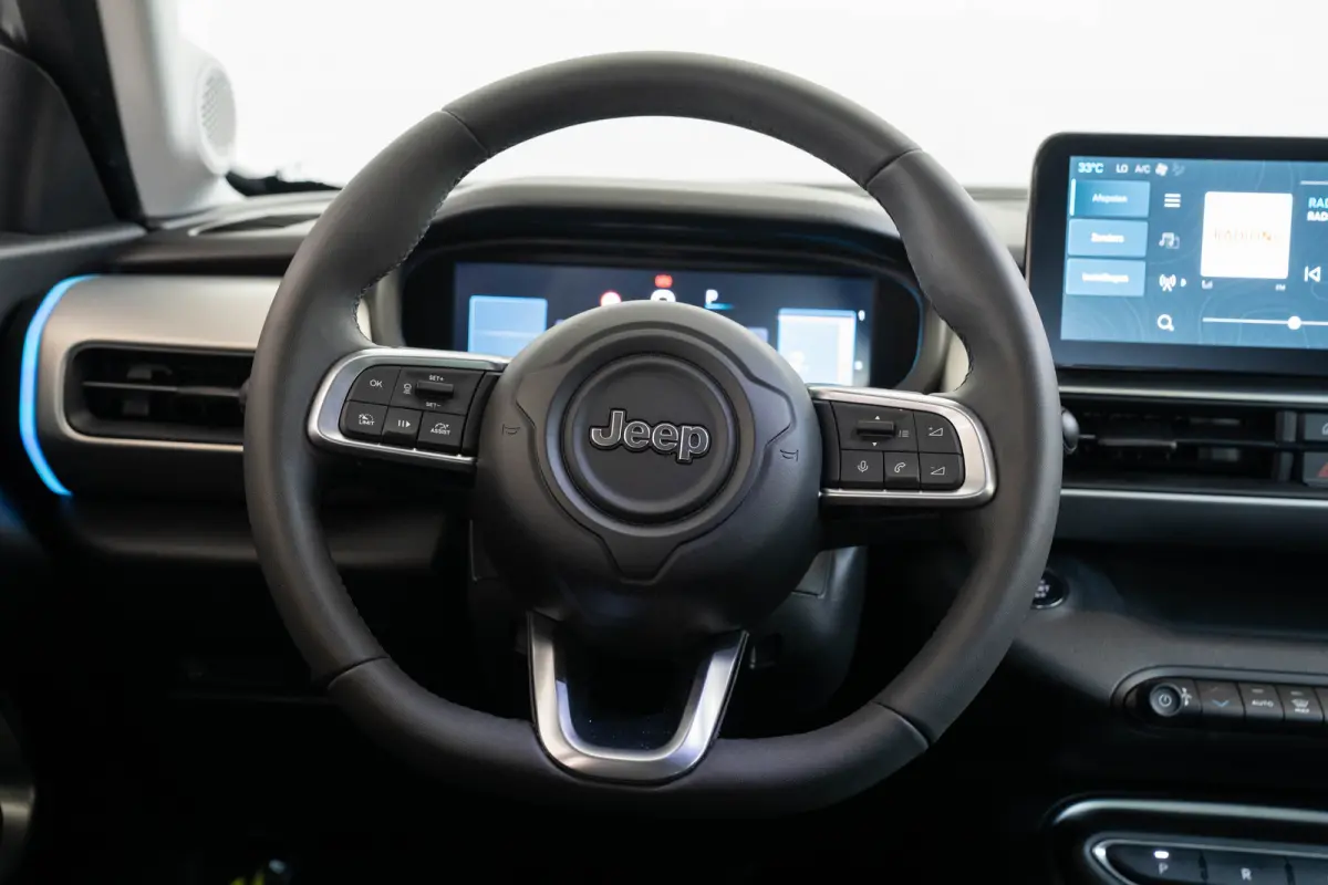 Summit 54 kWh | SOH 97% | Camera | Apple Carplay & Android Auto | Climate Controle | Keyless | Parkeersensoren |