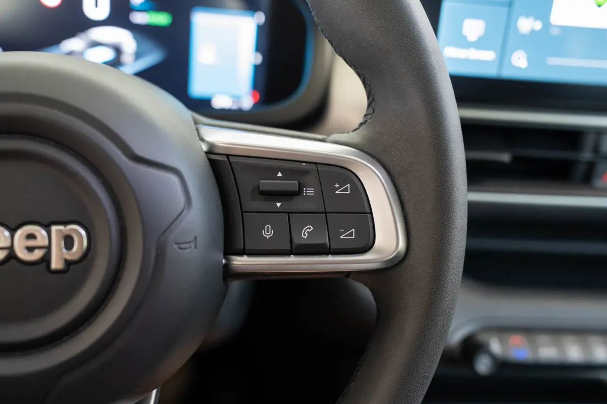Summit 54 kWh | SOH 97% | Camera | Apple Carplay & Android Auto | Climate Controle | Keyless | Parkeersensoren |