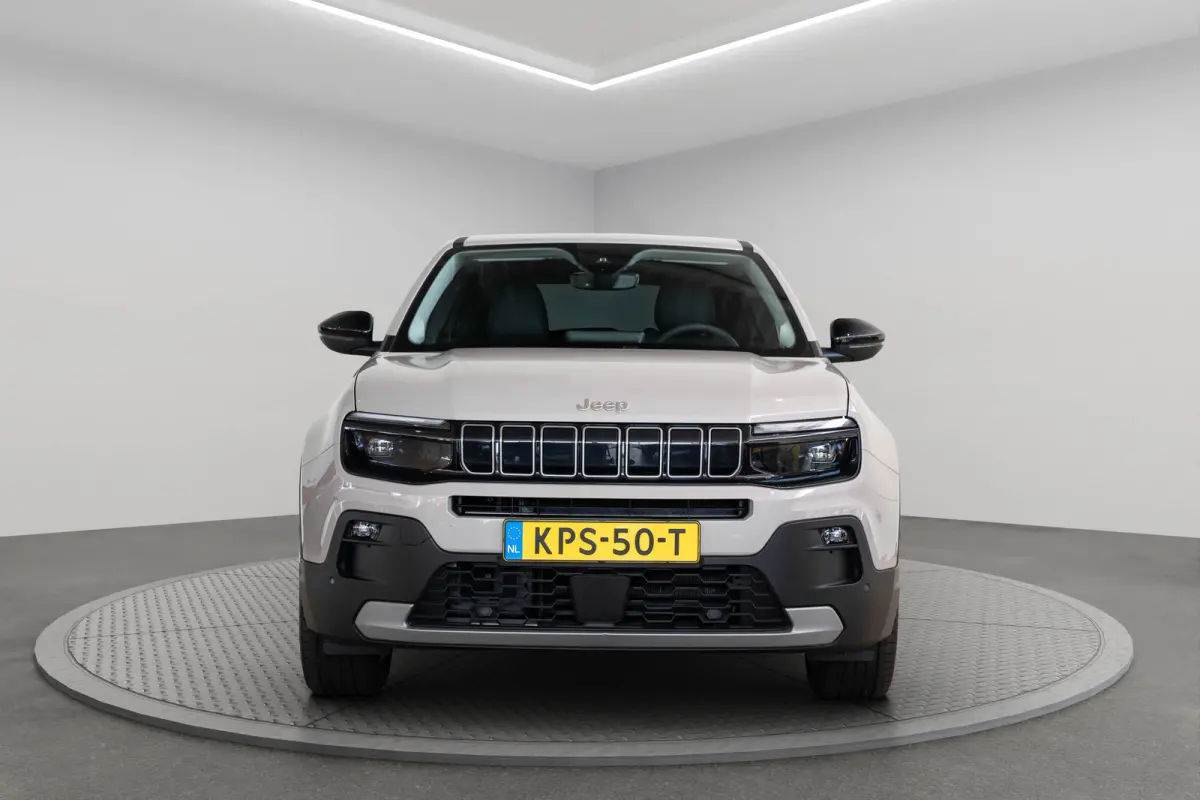 Summit 54 kWh | SOH 97% | Camera | Apple Carplay & Android Auto | Climate Controle | Keyless | Parkeersensoren |