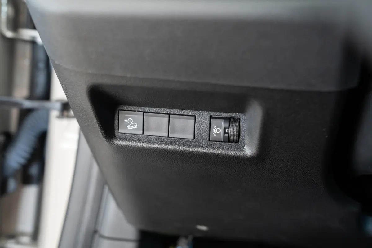 Summit 54 kWh | SOH 97% | Camera | Apple Carplay & Android Auto | Climate Controle | Keyless | Parkeersensoren |