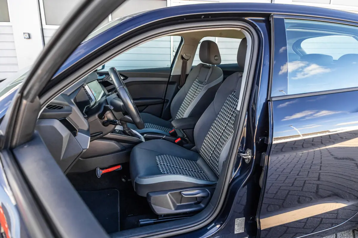 30 TFSI 110pk S-tronic Pro Line | Stoelverwarming | Apple Carplay/Android Auto | Autom. airco