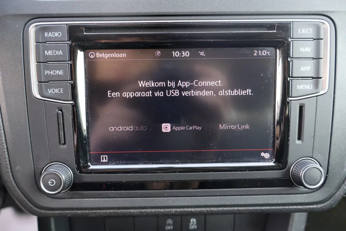 2.0 TDI 102pk L1 H1 Airco Navigatie Trekhaak