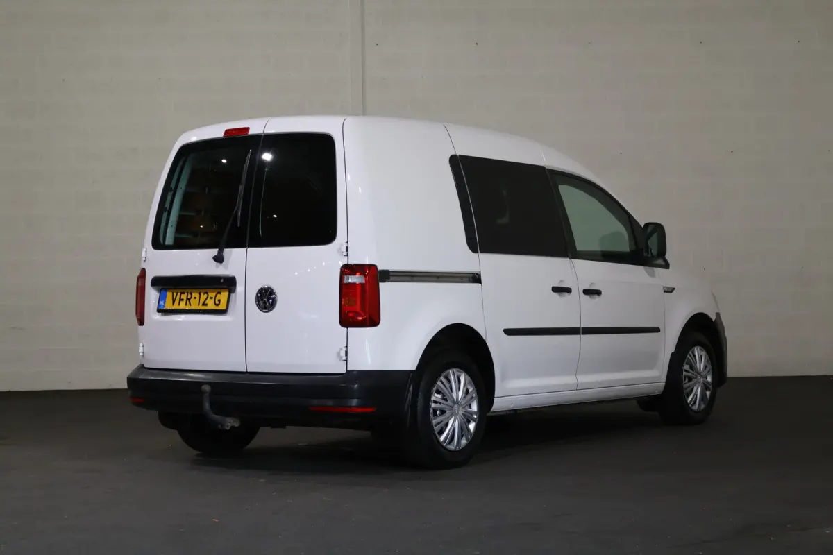 2.0 TDI 102pk L1 H1 Airco Navigatie Trekhaak