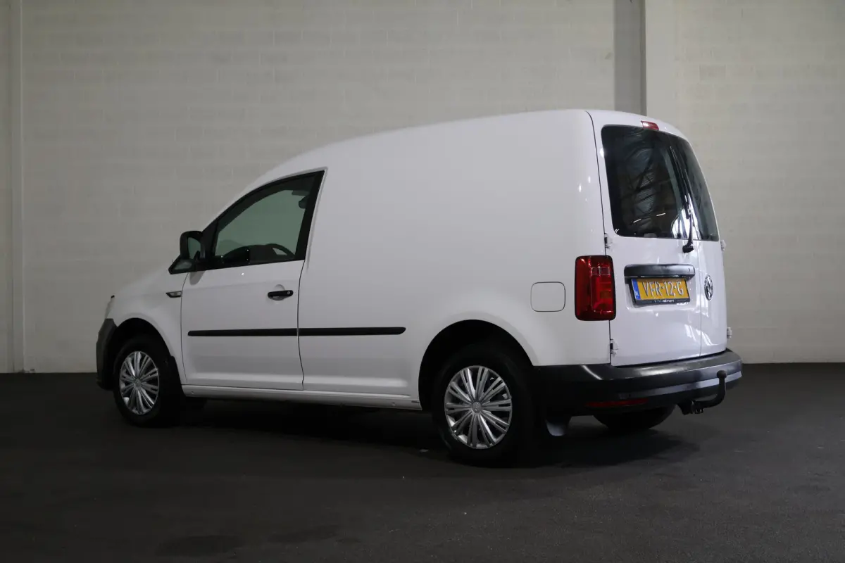 2.0 TDI 102pk L1 H1 Airco Navigatie Trekhaak