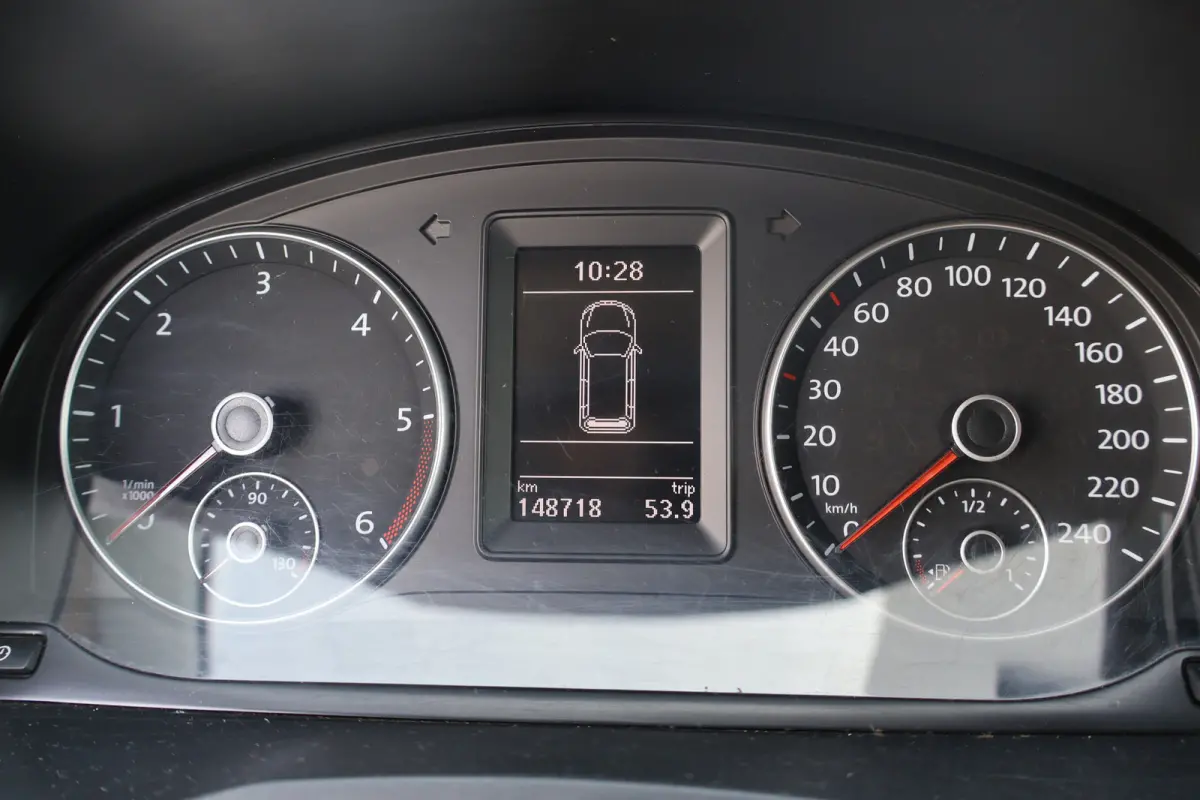 2.0 TDI 102pk L1 H1 Airco Navigatie Trekhaak
