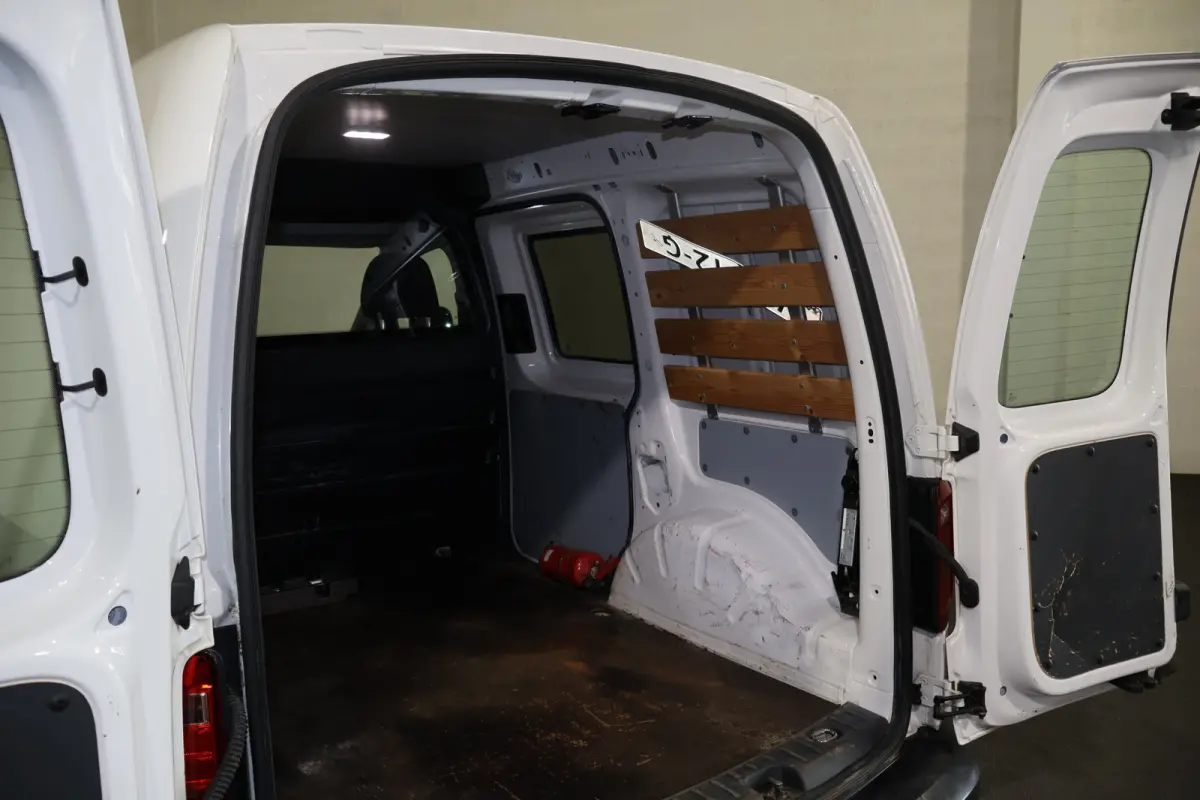 2.0 TDI 102pk L1 H1 Airco Navigatie Trekhaak