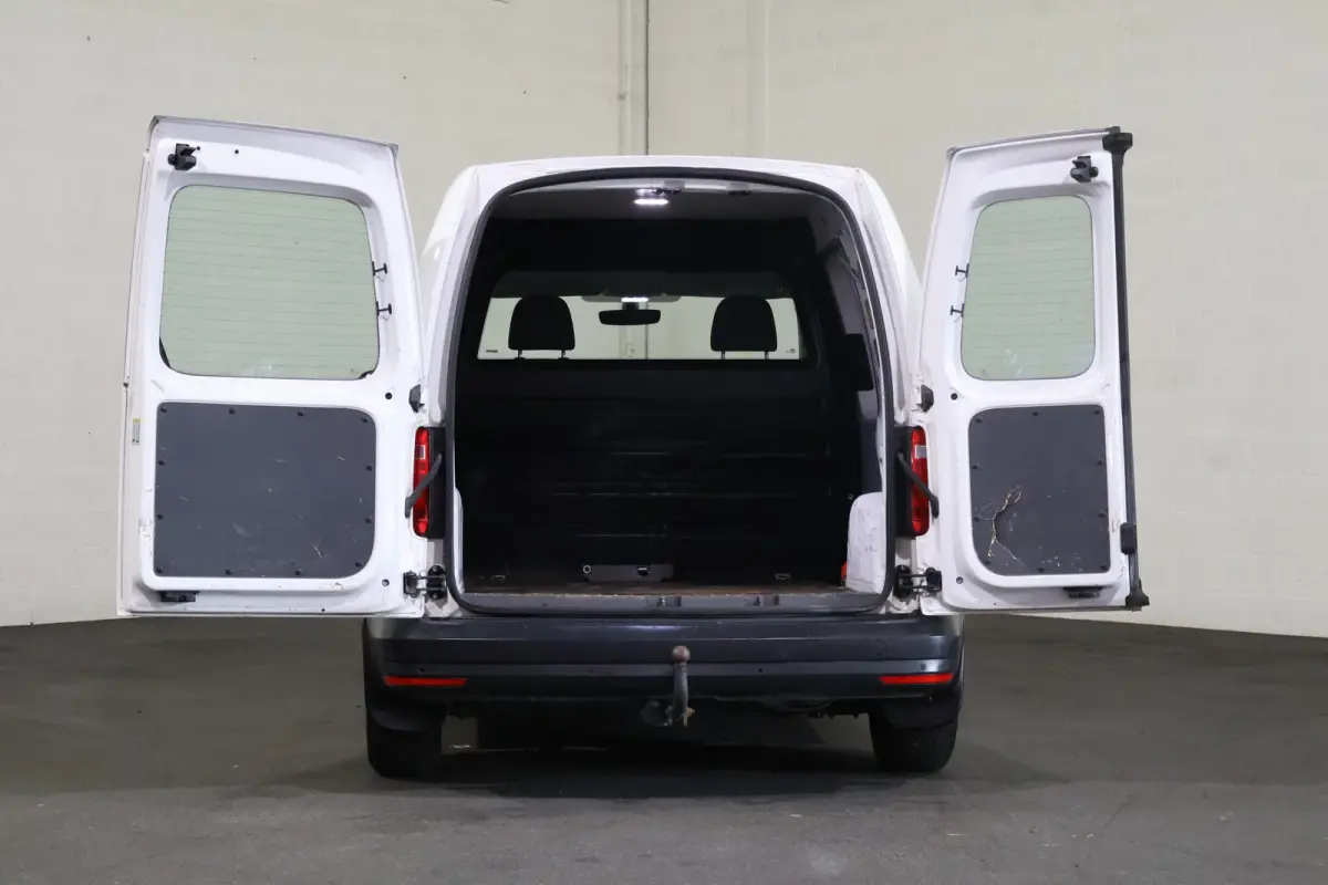 2.0 TDI 102pk L1 H1 Airco Navigatie Trekhaak