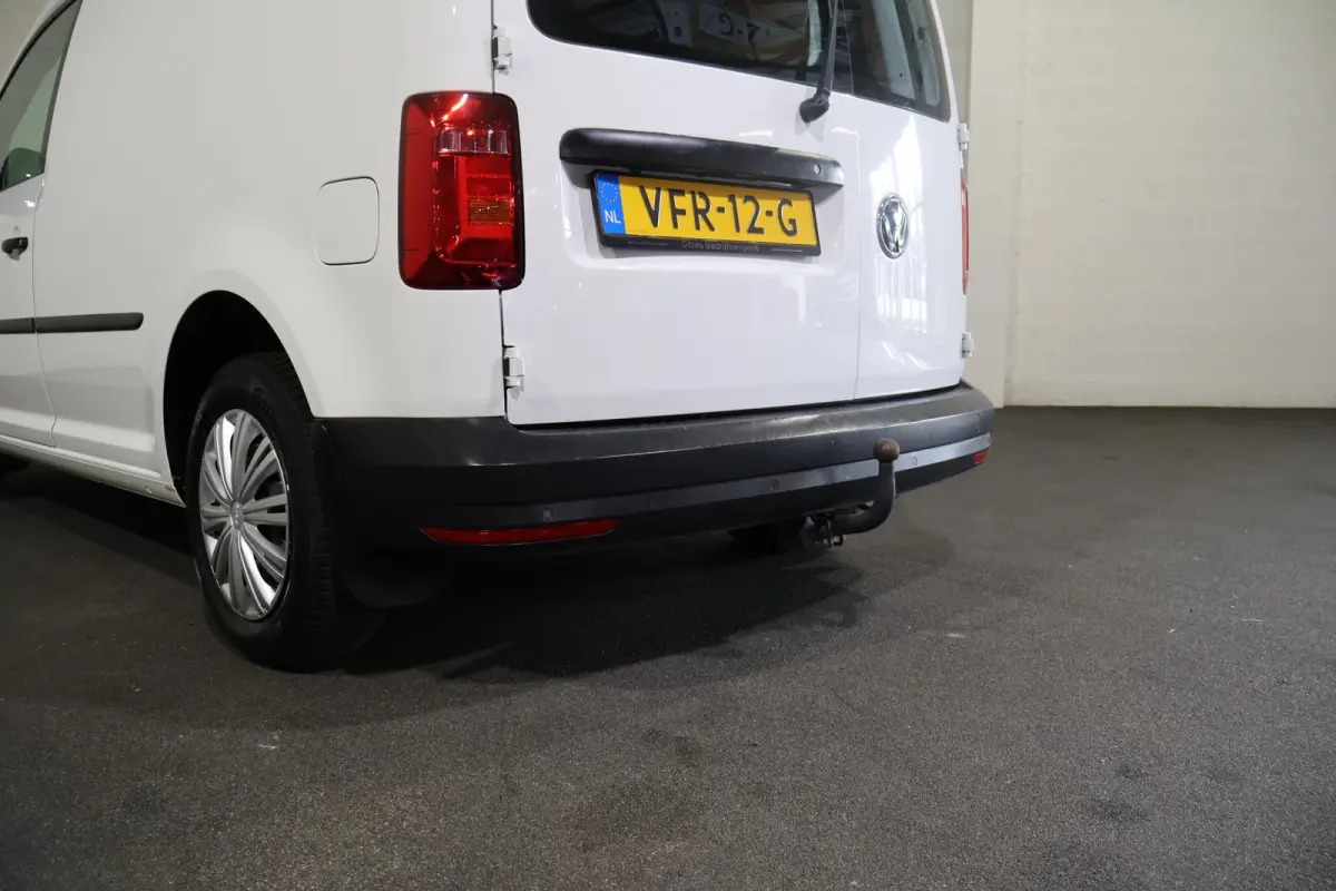 2.0 TDI 102pk L1 H1 Airco Navigatie Trekhaak