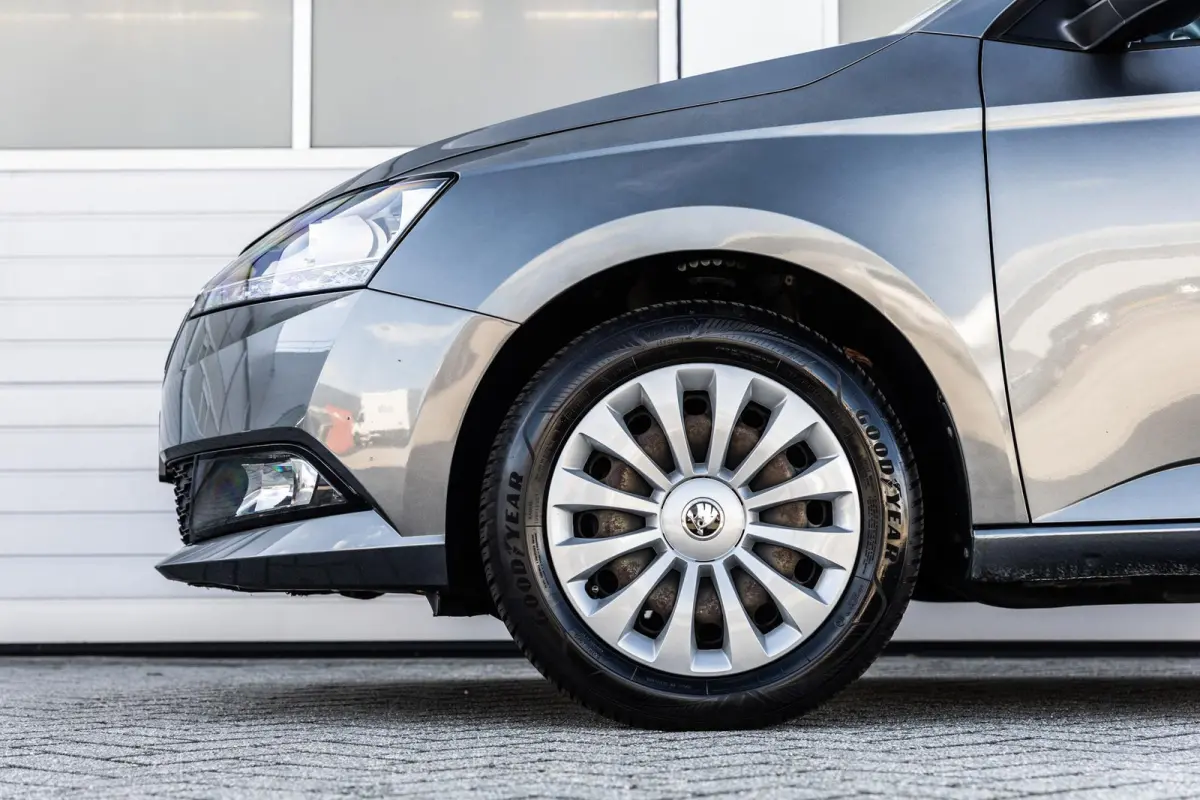 1.0 TSI 95pk Ambition | Sensoren achter | App Connect | Cruise Control | Airco