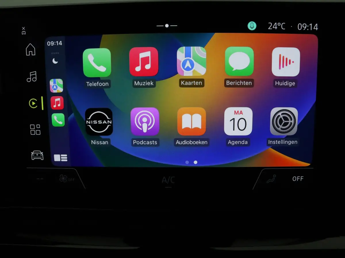 ENGAGE - Launch Edition 40 kWh Apple Carplay/Android Auto | Climate