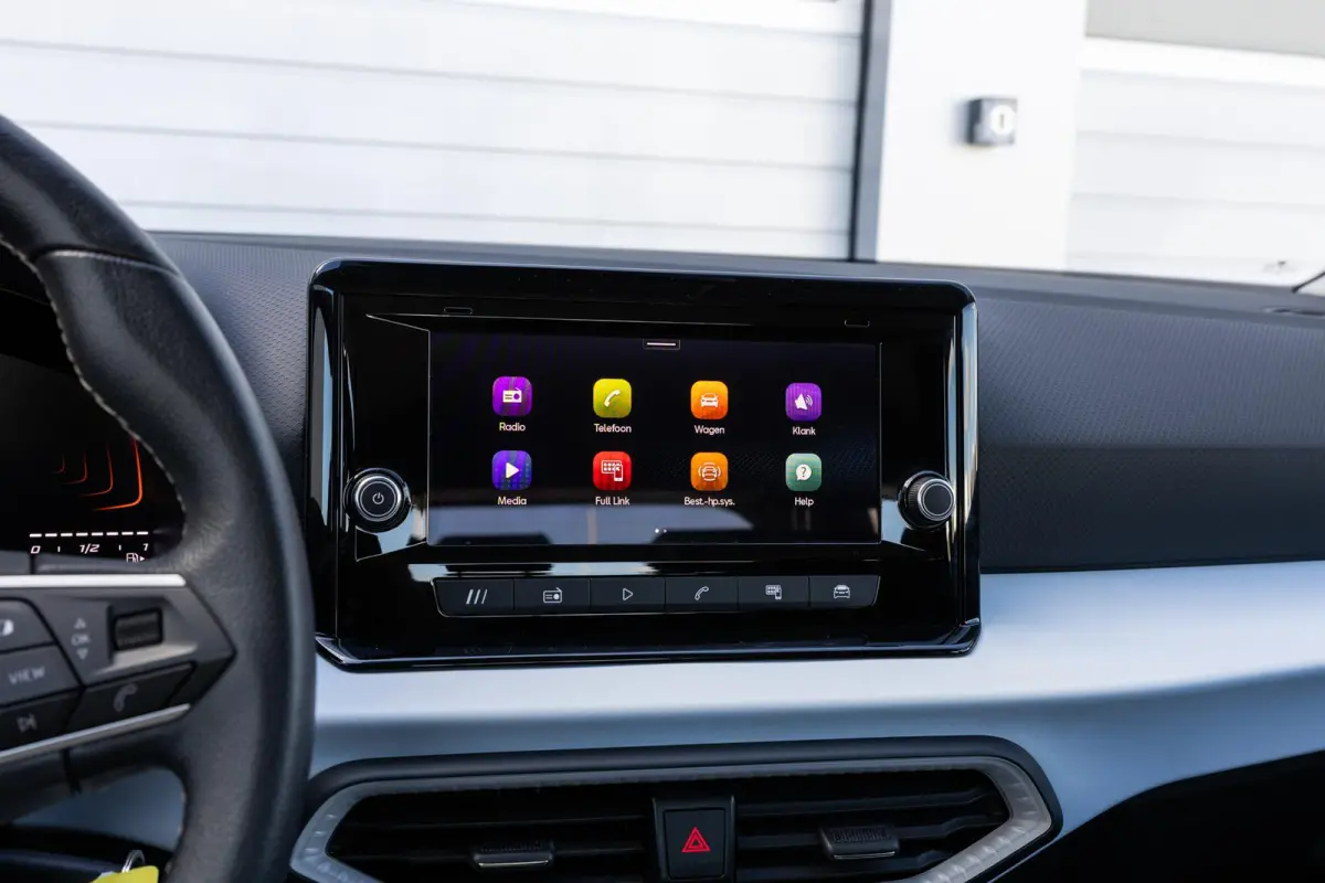 1.0 EcoTSI 95pk Style | Sensoren achter | Apple Carplay/Android Auto | Cruise Control | Lane Assist